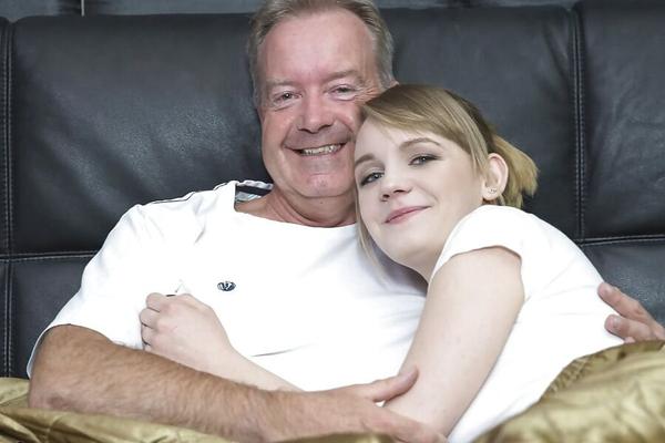 My step sister looks for daddy love has sex with old man