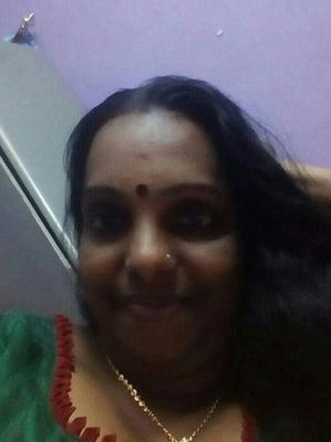 My friend mallu shobhana aunty
