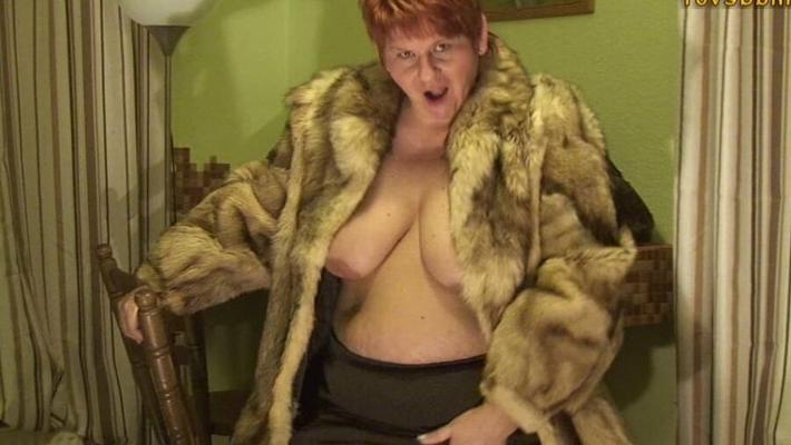 FETISH - masturbating in FUR COAT