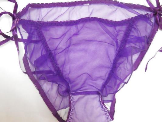 Mon ensemble nuisette et culotte transparent.