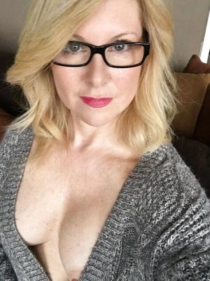Exposed Tits