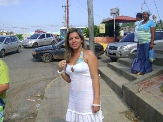 SDRUWS - BRASILEIRA SWINGER VAGABUNDA ESPOSA MADURA JANETTE