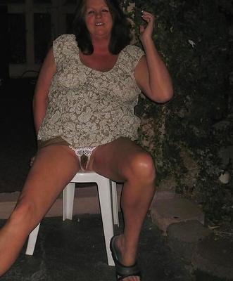 BOB&;S TGIRLS: Vera Special Strokes Herself