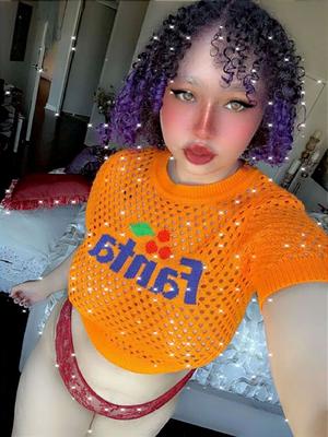 Big Tiddy Orange Fanta Girl Aamira Ardalan - 6 fotos