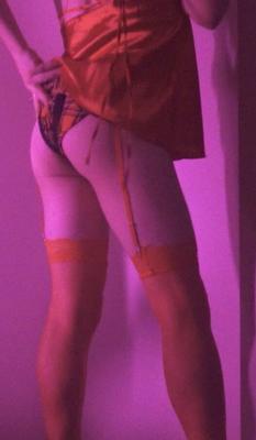 Sissy cumslut Jessie Lively xx