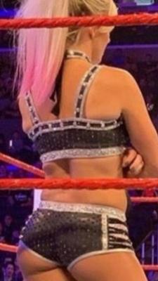 Qual garota do wrestling você foderia primeiro