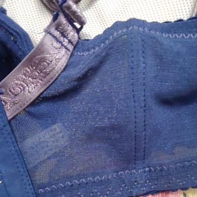 ブラジャーとショーツのセット