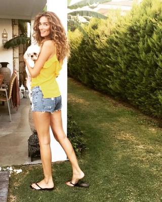 Sexy Turkish Pinar Tezcan