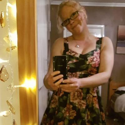 Hot Sexy Blonde Milf Marie