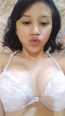 elina baharani gadis bugil tangerang