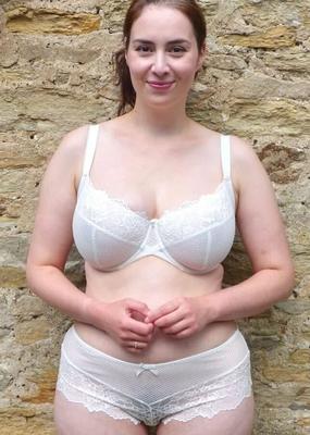 Grannies and matures in bra and panties