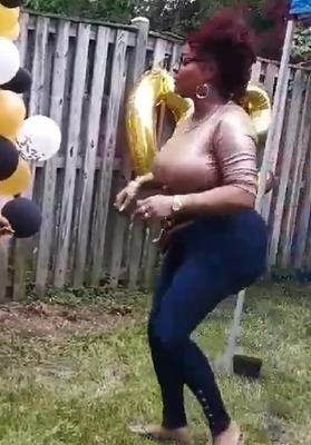 Random Tits and Ass