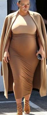 Sexy Pregnant Celebrity Model Marisa Kardashian