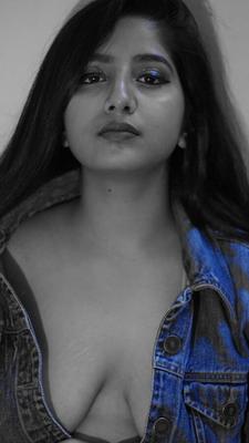 DESI MODEL PHOTOSHOOT