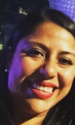 Laura Carolina and her huge mouth