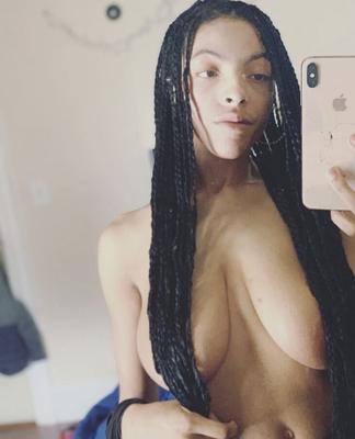 THIS BITCH IS MSHOLLYWOODX
