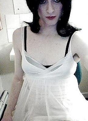 Sissy slut emilyhardon in white