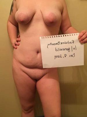 Chubby MILF Slut Shows Her Flabby Tits Ass And Curvy Body