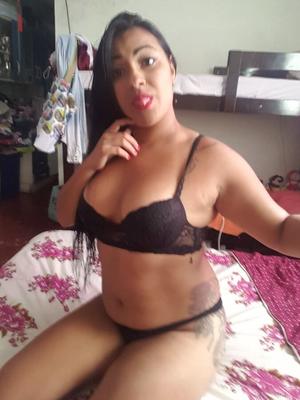 Hot busty matured girl big boobs pics shared in chat