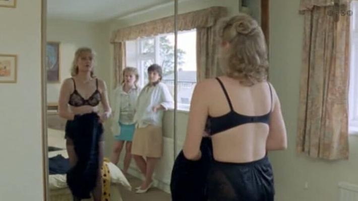 レスリー・シャープ、イギリスの女優、有名人