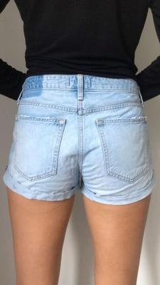 shorts get me horny....