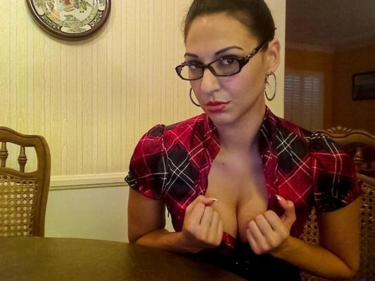 CD SLUT Danni-Mae Webcam Model Whore