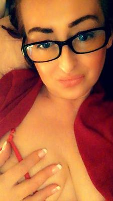 Entertain me ,,,, lolz xxx