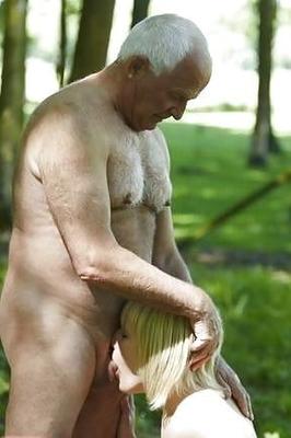 pummelige alte Wichser