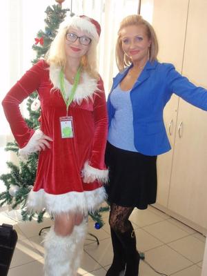 Mature Blonde Russian Bitch in Pantyhose