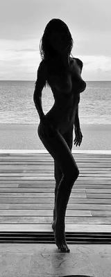 Emily Ratajkowski