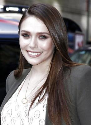 Elizabeth Olsen Hot Pics