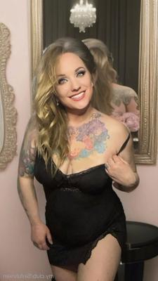 Miss Vixen Free Photos - 7 Pics