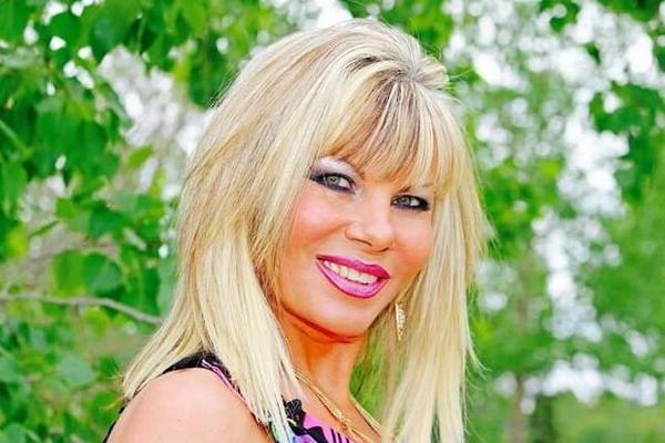 Hot Realtor