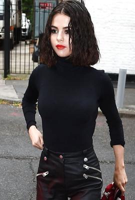 セレーナ・ゴメスセクシー