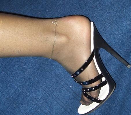 nylon and hells