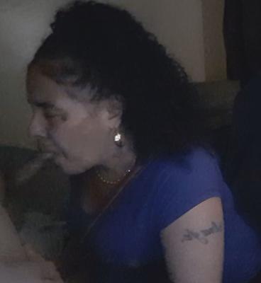 Bronx MILF NIkki gags on cock for cash
