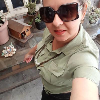 Margarete coroa gostosa para gozar e comentar
