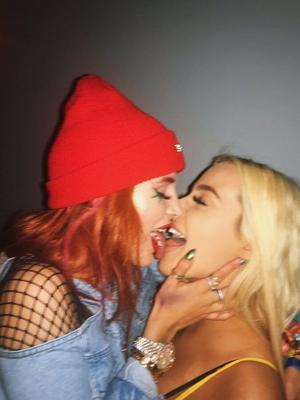 Bella Thorne