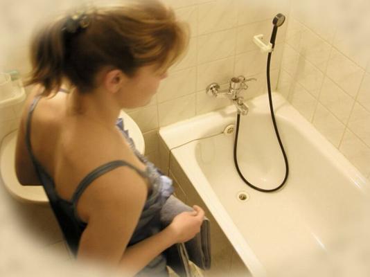 Spy Cam girl masturbation