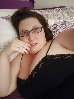 Wife with Feeldoe Strapon In lace Panties