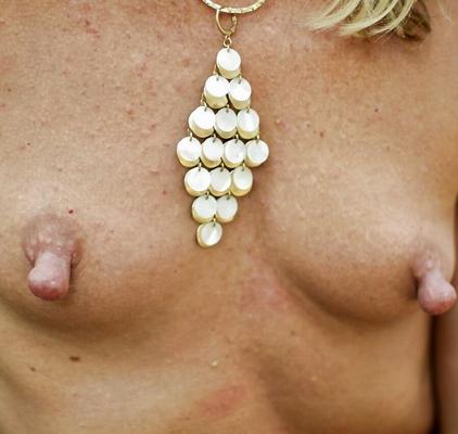 Puffies and Pokies Fave Slutty Ladies que je veux baiser