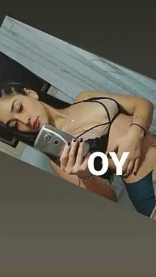 私のセクシーな友達、ローラ