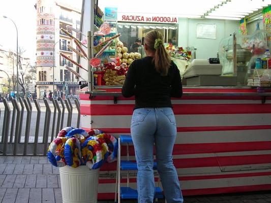 candid PAWGs from GLUTEUS DIVINUS