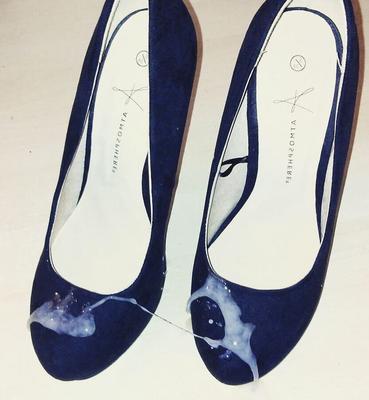 Cummed Highheels from Istagram