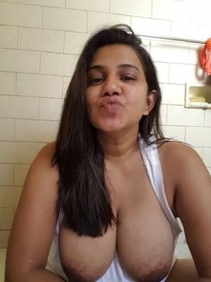 AUNTY