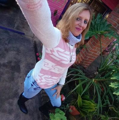 Sonia, skinny and blonde slut housewife