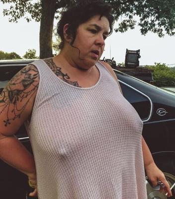 Die No-Bra-Gang