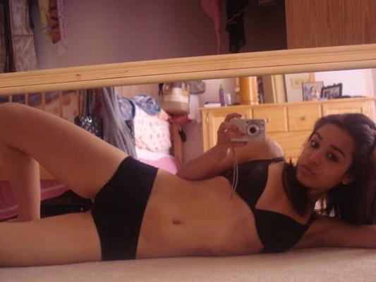 Amateur Brunette