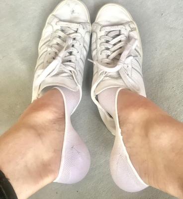 Sneakers & socks FOR SALE