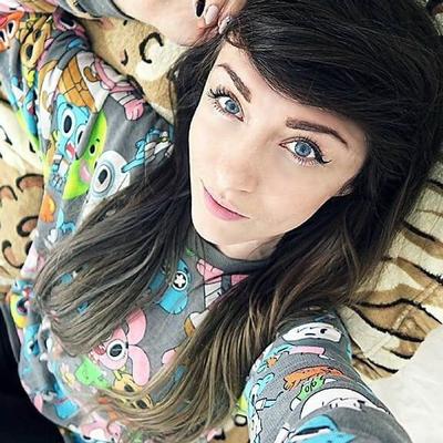 Brunecia Hot Polish Streamer